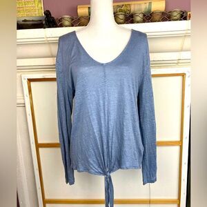 H&M NWOT linen V neck blouse tie bottom🦋